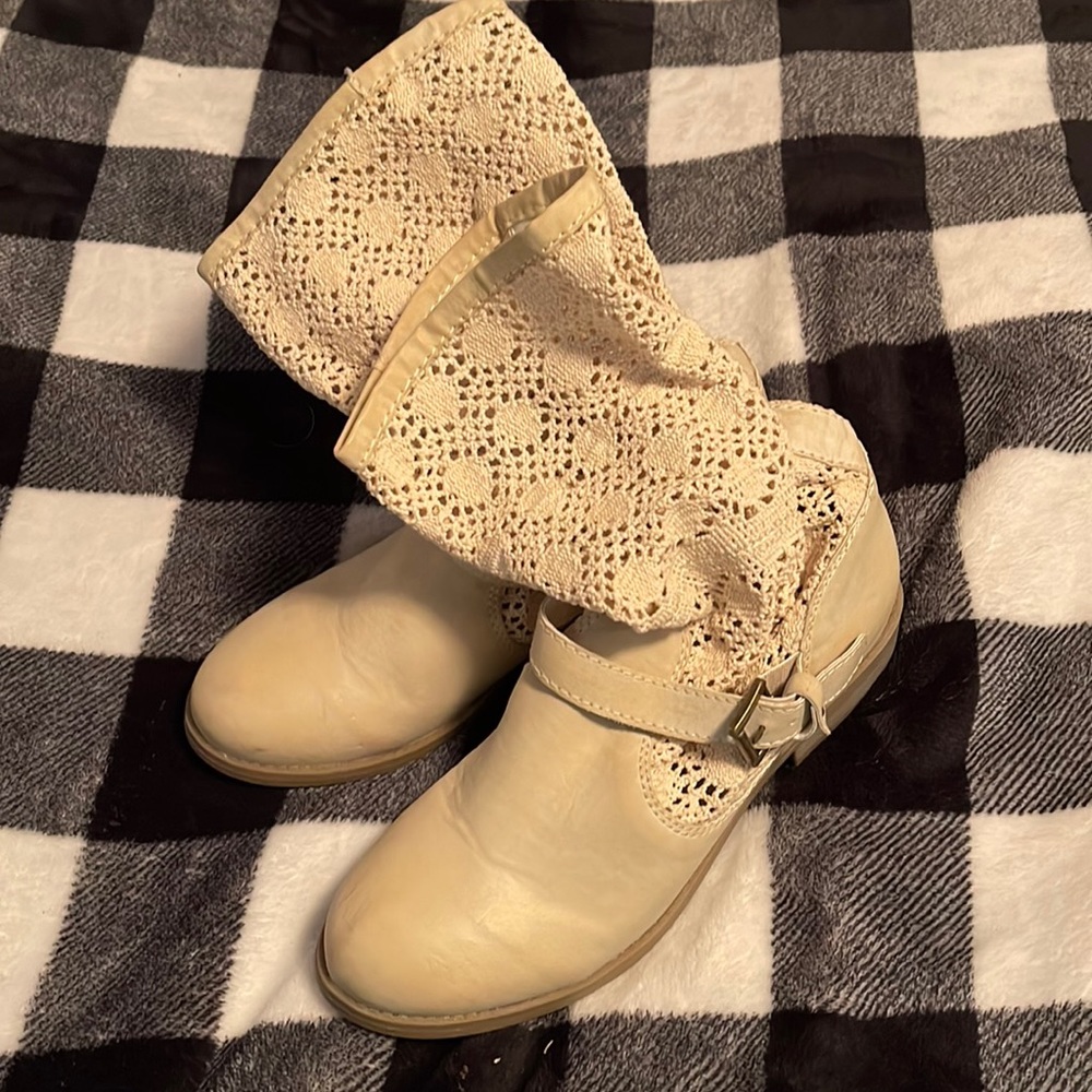 Cream Crotched Shi Ankle Boots with Buckle Detail